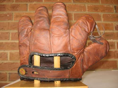 Carl Hubbell Wilson 328 Back